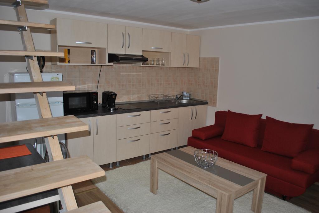 Apartament Alpha Apartment Bistrita  Exterior photo